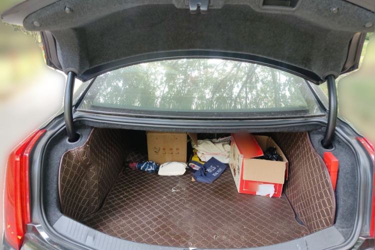 Used Cadillac XTS 2013 36S Platinum Edition Trunk