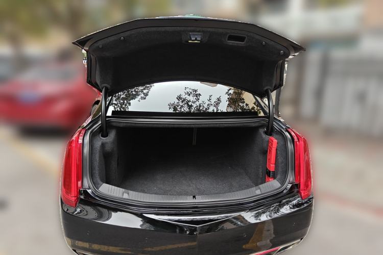 Used Cadillac XTS 2013 36S Platinum Edition Trunk