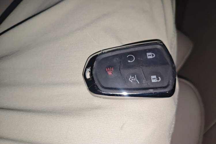 Used Cadillac XTS 2013 28T Leading Model Vehicle Key