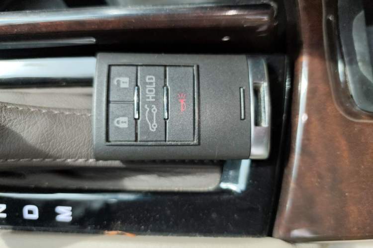Used Cadillac XTS 2013 28T Comfort Model Vehicle Key