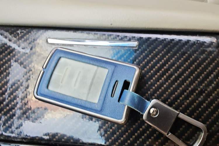 Used Cadillac XTS 2013 28T Comfort Model Vehicle Key