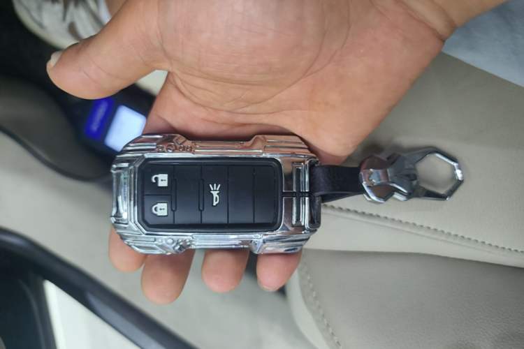 Used Cadillac XTS 2013 28T Comfort Model Vehicle Key