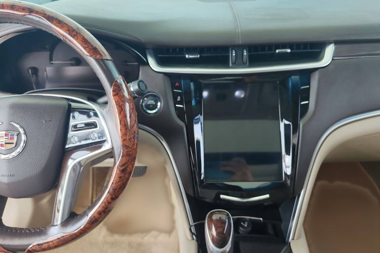 Used Cadillac XTS 2013 28T Elite Edition Audio And AC Panel