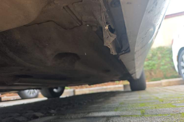 Used Cadillac XTS 2013 28T Comfort Model Chassis Front Left