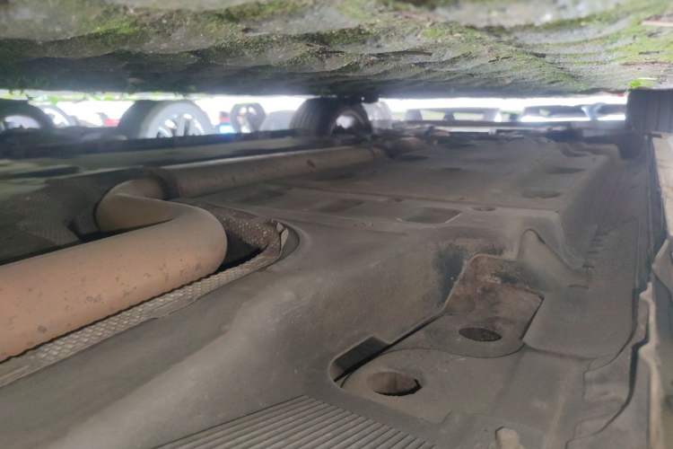 Used Cadillac XTS 2013 28T Luxury Model Chassis Rear Left