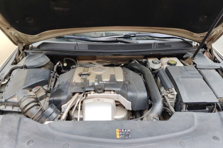 Used Cadillac XTS 2013 28T Comfort Model Engine Bay