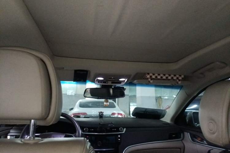 Used Cadillac XTS 2013 28T Comfort Model Headliner