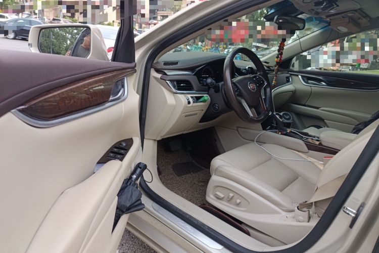 Used Cadillac XTS 2013 28T Elite Edition Interior 3