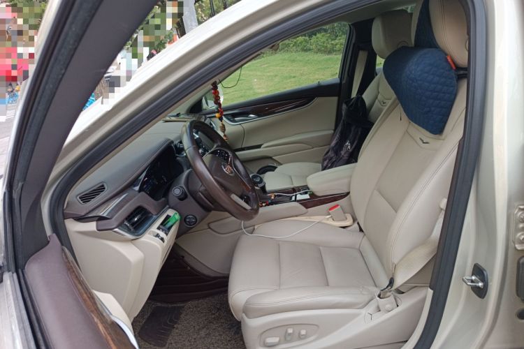 Used Cadillac XTS 2013 28T Elite Edition Left Front Seat