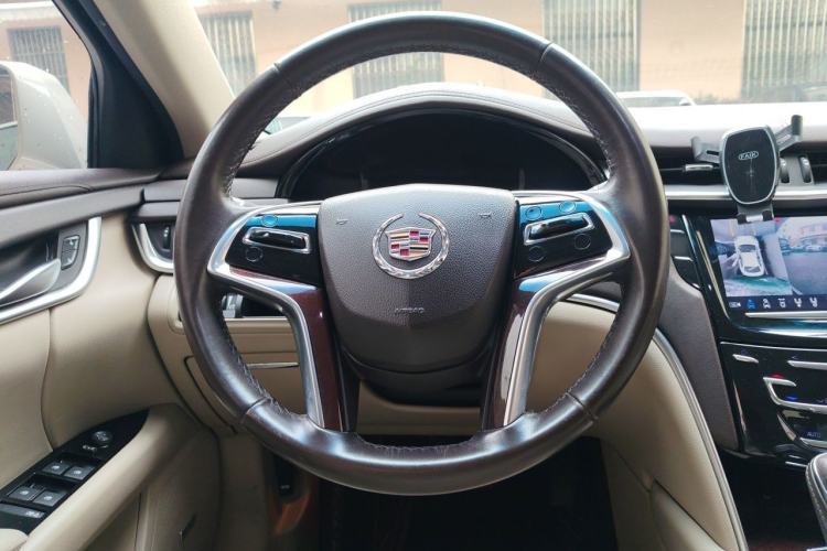 Used Cadillac XTS 2013 28T Comfort Model Steering Wheel