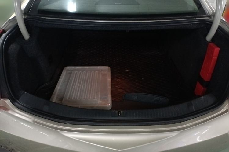 Used Cadillac XTS 2013 28T Comfort Model Trunk