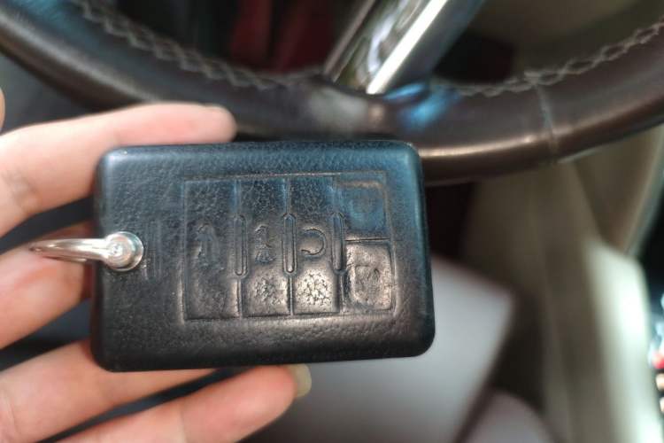 Used Cadillac XTS 2013 28T Luxury Model Vehicle Key