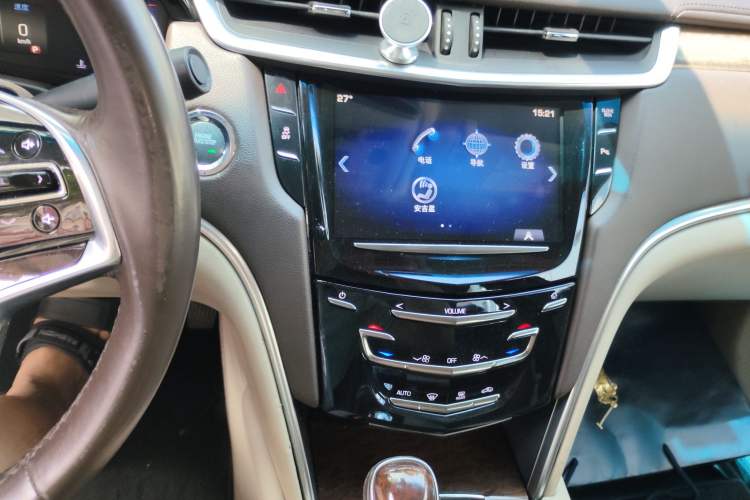 Used Cadillac XTS 2013 28T Tech Model Audio And AC Panel