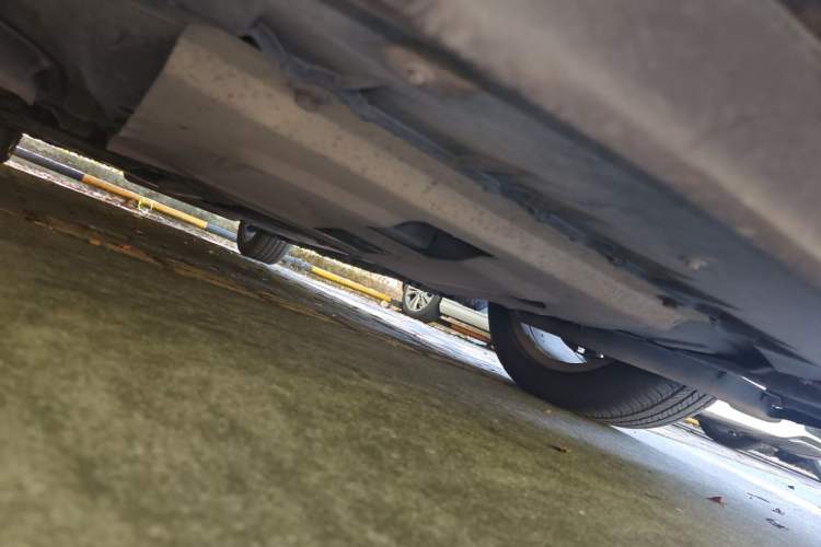 Used Cadillac XTS 2013 28T Elegant Model Chassis Front