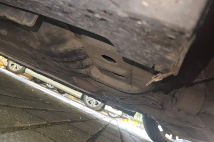 Used Cadillac XTS 2013 28T Elegant Model Chassis Front Right