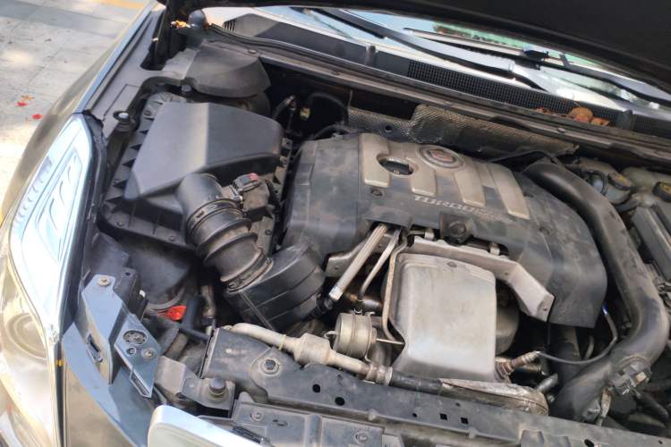 Used Cadillac XTS 2013 28T Tech Model Engine Bay Right