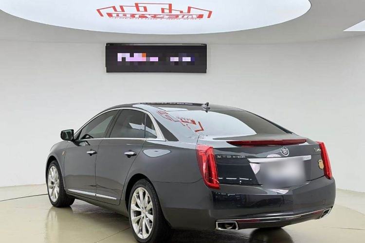 Used Cadillac XTS 2013 28T Leading Model Exterior 5