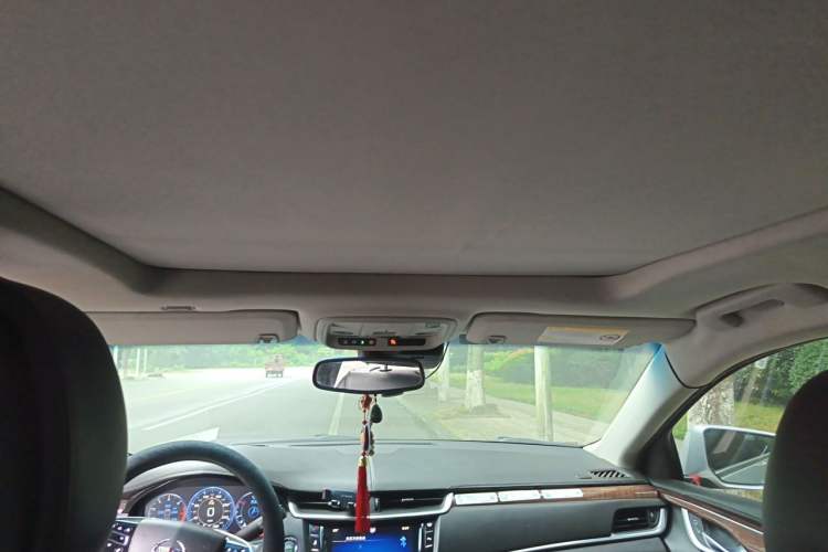 Used Cadillac XTS 2013 28T Leading Model Headliner