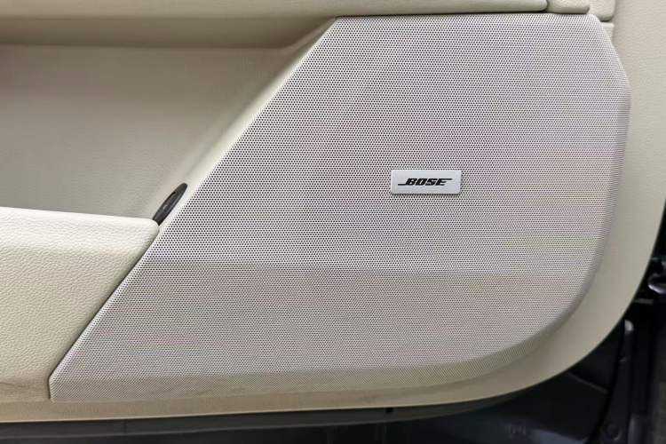 Used Cadillac XTS 2013 28T Leading Model Interior 7