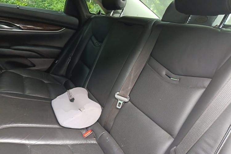 Used Cadillac XTS 2013 28T Leading Model Left Rear Seat