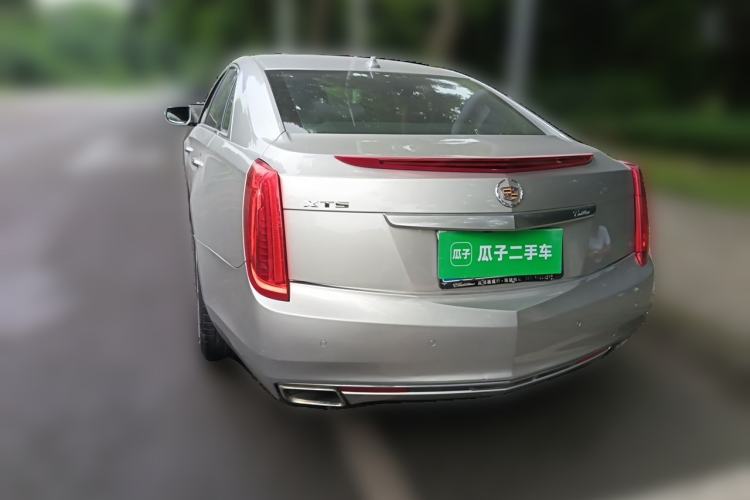 Used Cadillac XTS 2013 28T Leading Model Rear Left 45 Deg