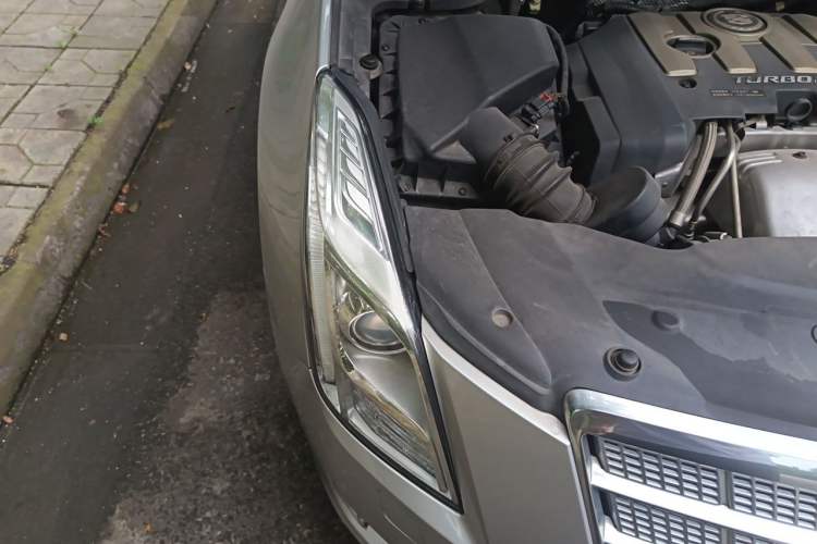 Used Cadillac XTS 2013 28T Leading Model Right Front Headlight