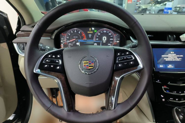 Used Cadillac XTS 2013 28T Leading Model Steering Wheel