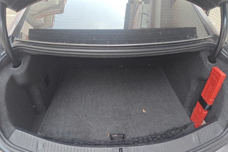 Used Cadillac XTS 2013 36S Platinum Edition Trunk