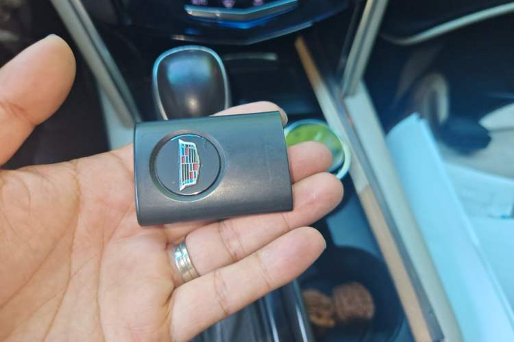 Used Cadillac XTS 2013 28T Elegant Model Vehicle Key