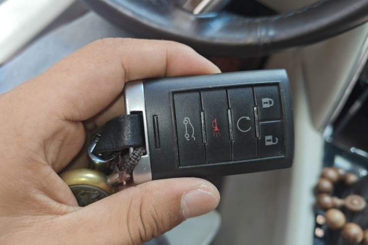 Used Cadillac XTS 2013 36S Platinum Edition Vehicle Key