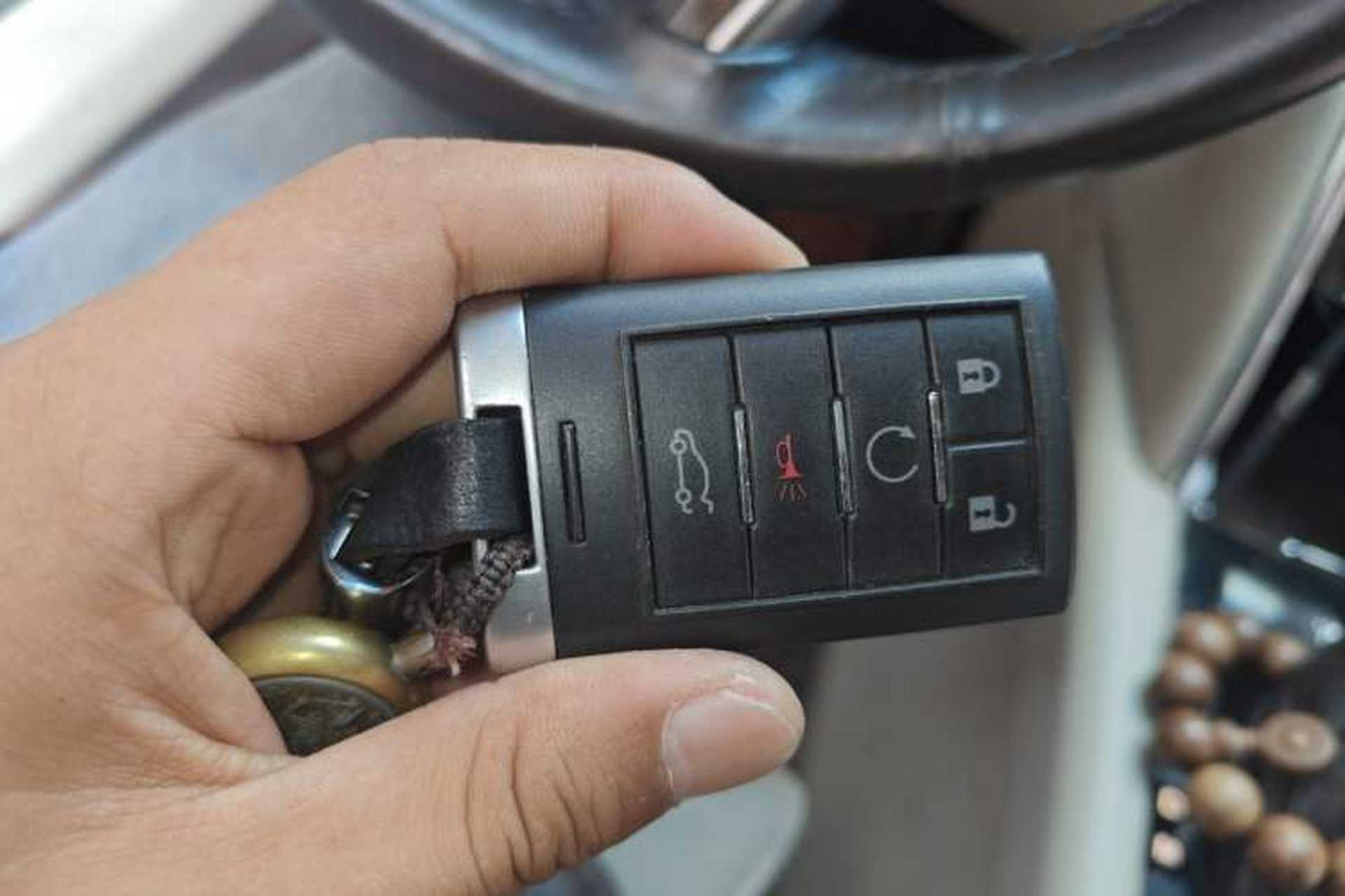Used Cadillac XTS 2013 36S Platinum Edition Vehicle Key