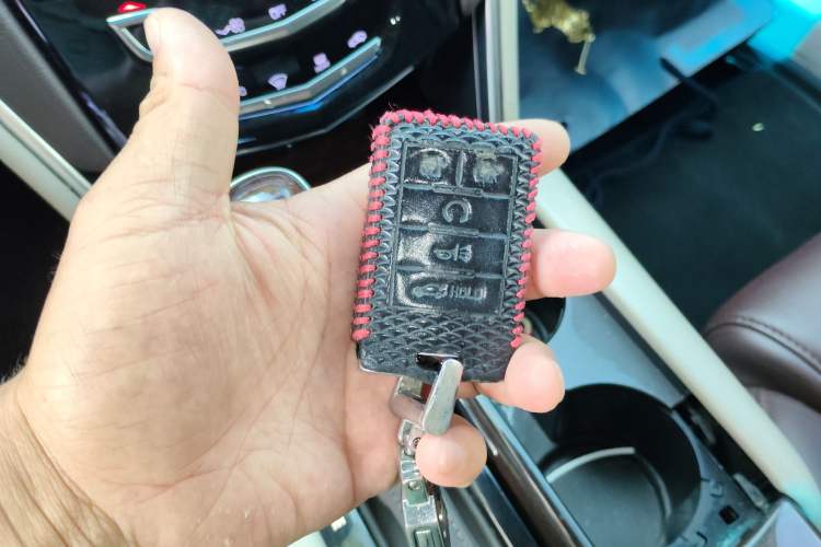 Used Cadillac XTS 2013 28T Tech Model Vehicle Key