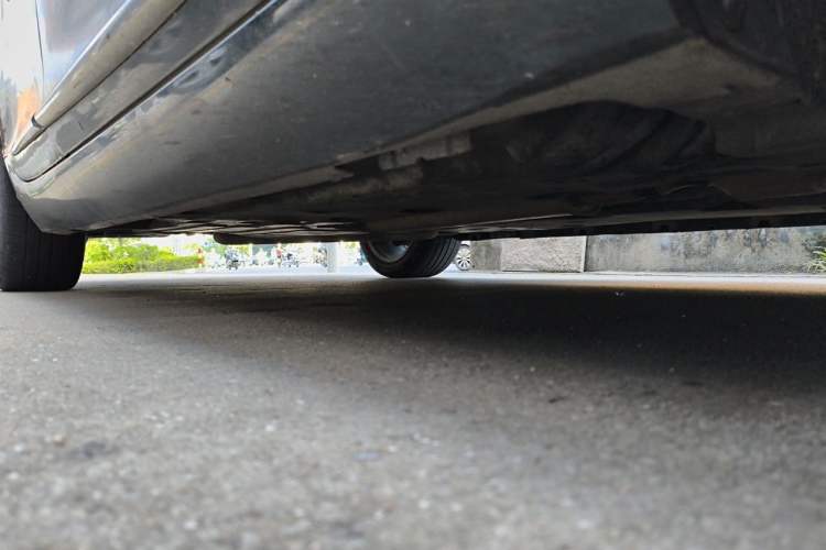Used Cadillac XTS 2013 28T Comfort Model Chassis Front Right