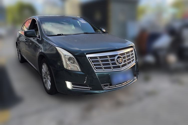 Used Cadillac XTS 2013 28T Comfort Model Front Right 45 Deg