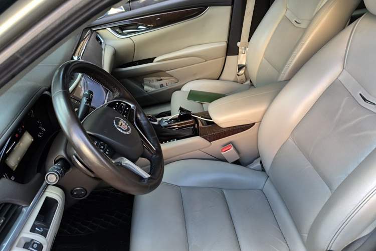 Used Cadillac XTS 2013 28T Comfort Model Left Front Seat