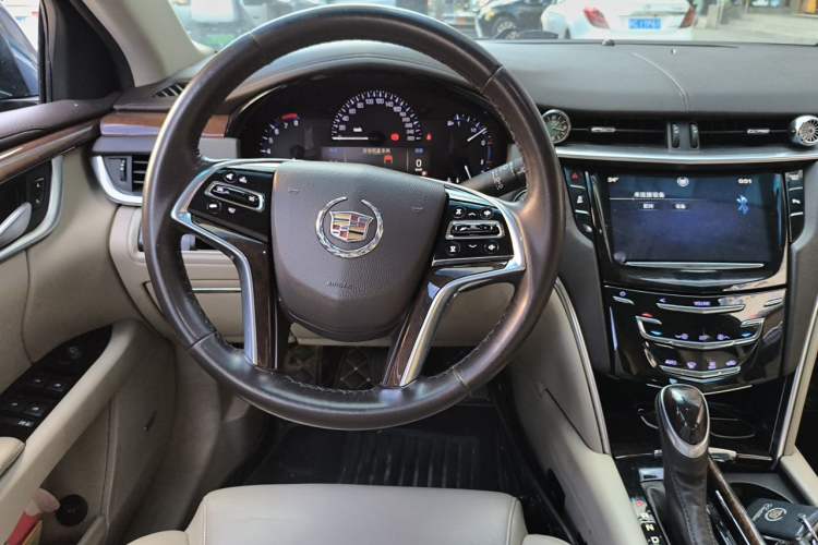 Used Cadillac XTS 2013 28T Comfort Model Steering Wheel