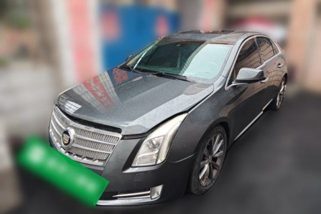Używany Cadillac XTS 2013 36S Platinum Edition
