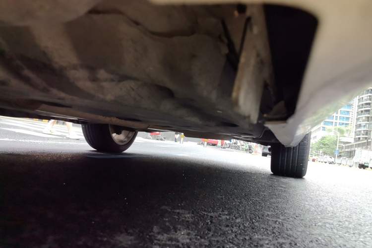 Used Cadillac XTS 2013 28T Leading Model Chassis Front Left
