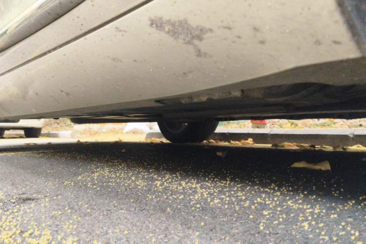 Used Cadillac XTS 2013 28T Comfort Model Chassis Front Right