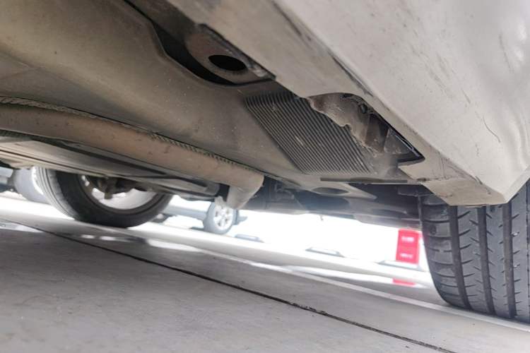 Used Cadillac XTS 2013 28T Elite Edition Chassis Rear Left
