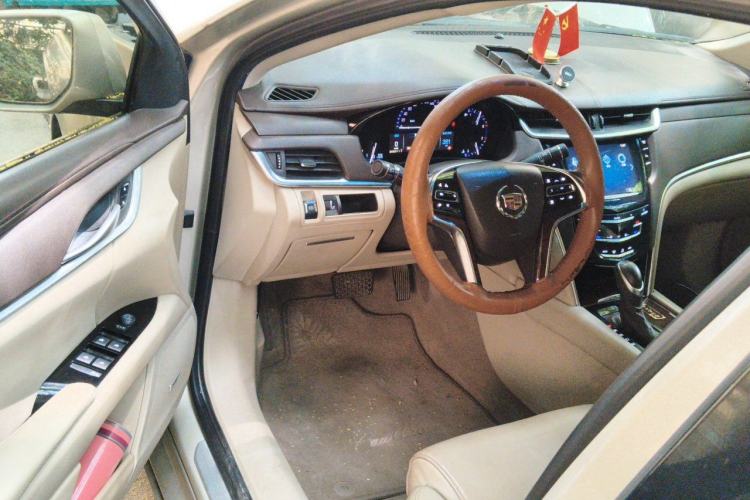 Used Cadillac XTS 2013 28T Comfort Model Driver Seat