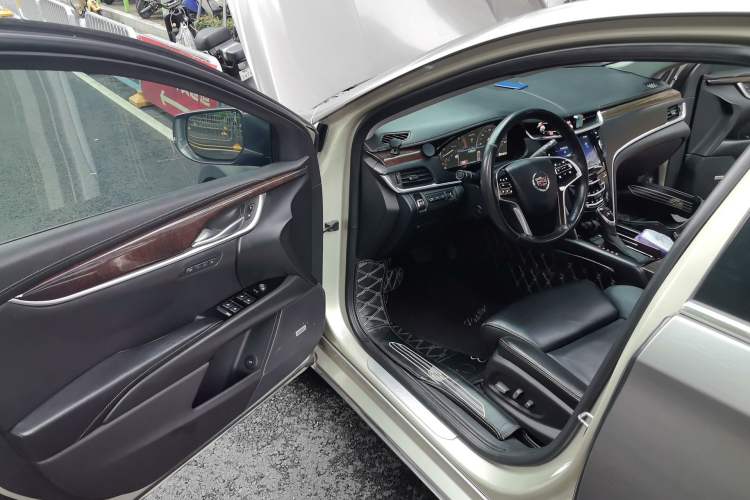 Used Cadillac XTS 2013 28T Leading Model Driver Seat