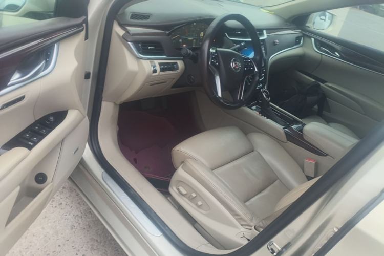 Used Cadillac XTS 2013 28T Luxury Model Driver Seat
