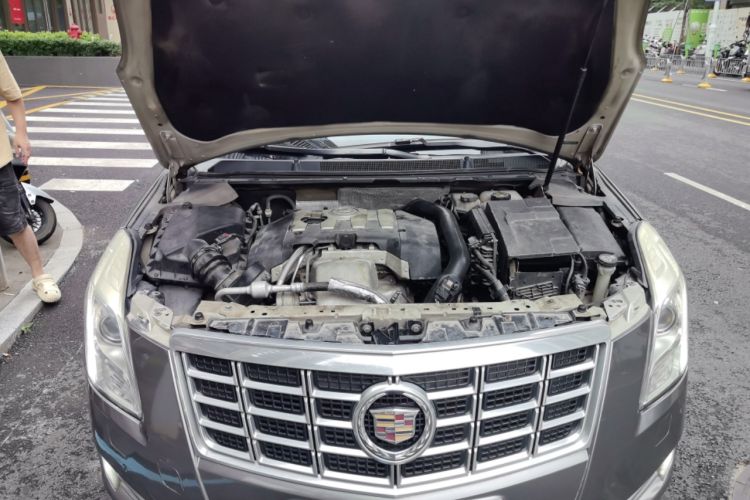 Used Cadillac XTS 2013 28T Leading Model Engine Bay