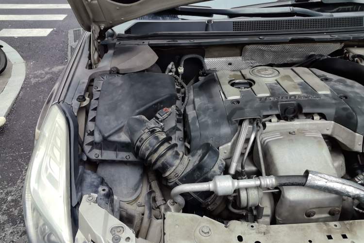 Used Cadillac XTS 2013 28T Leading Model Engine Bay Right