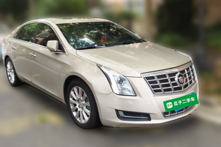 Used Cadillac XTS 2013 28T Comfort Model Front Right 45 Deg