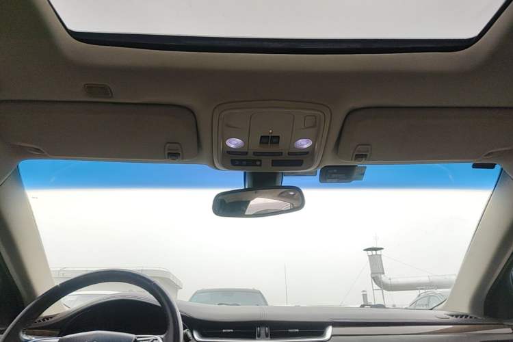 Used Cadillac XTS 2013 28T Elite Edition Headliner