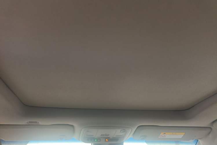 Used Cadillac XTS 2013 28T Luxury Model Headliner