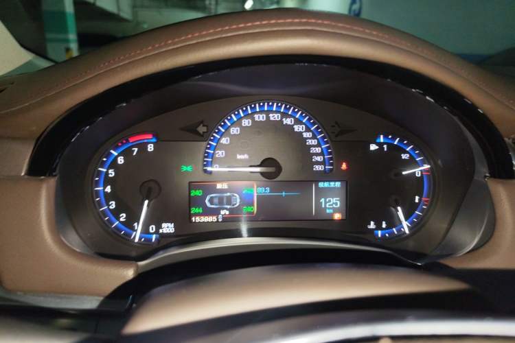 Used Cadillac XTS 2013 28T Comfort Model Instrument Cluster