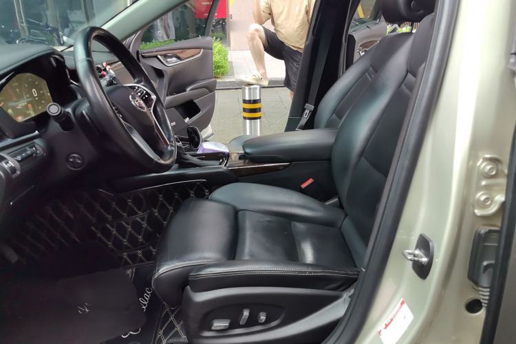 Used Cadillac XTS 2013 28T Leading Model Left Front Seat